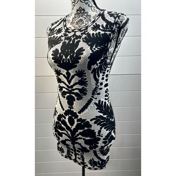 Marie Oliver Melba Mesh Tank Top Obsidian Womens Large Mob Wife Quiet Luxury - Picture 8 of 13